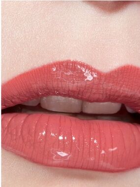 CHANEL Le Rouge Duo Ultra Tenue Lipstick